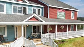 Exterior - Sugar Hill Inn (Norris Point)