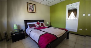 10 habitaciones, edredón, decoración personalizada y muebles diferentes 