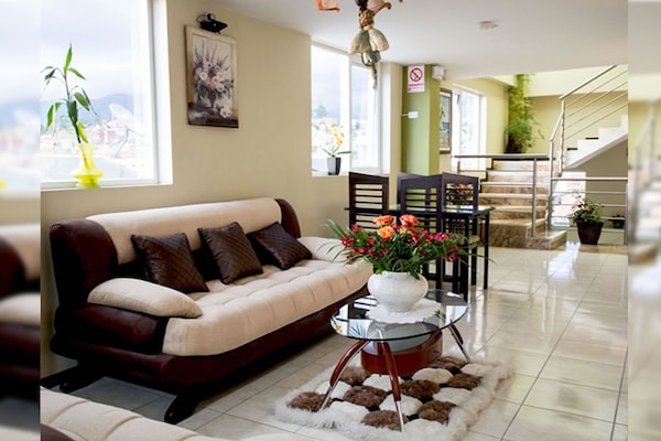 Sala de estar en el lobby