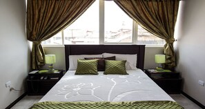 10 bedrooms, down duvets, individually decorated, individually furnished
