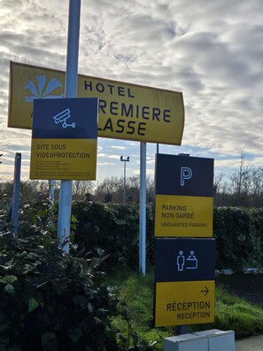Exterior - Première Classe Angers Sud - Les Ponts De Cé (Les Ponts-de-Ce)