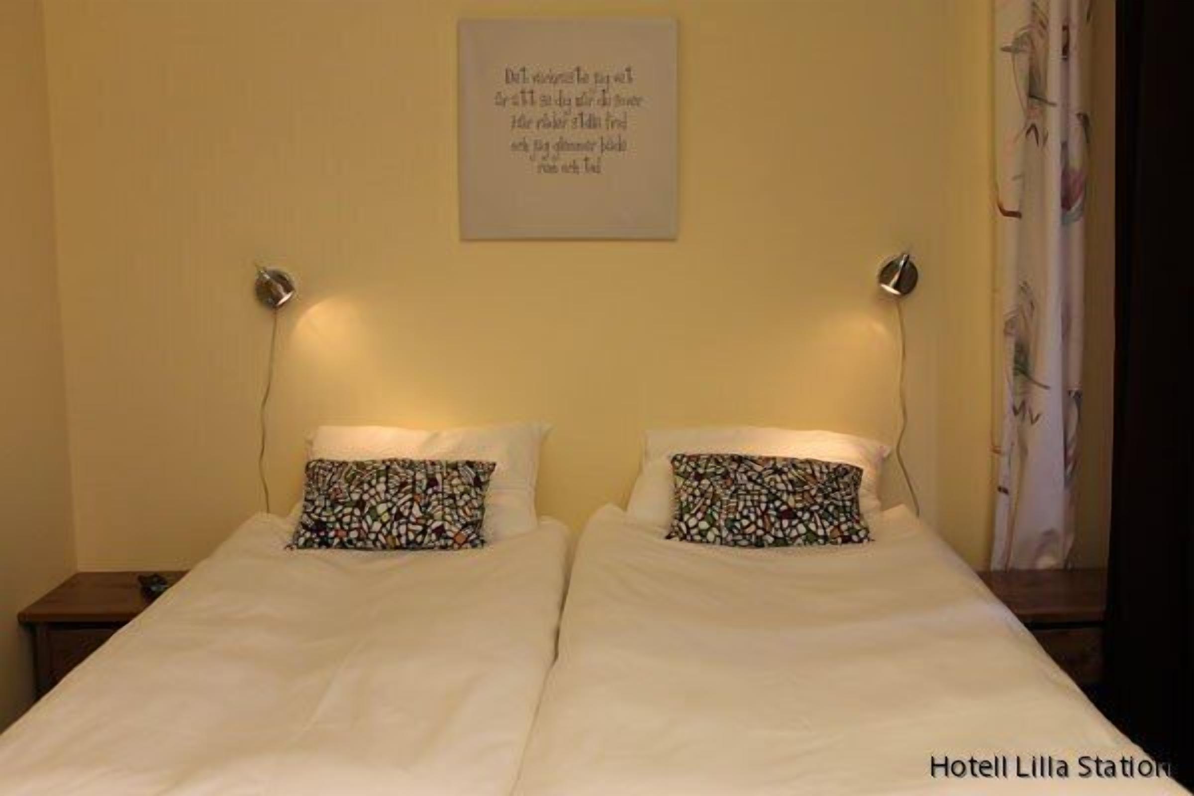 Double Room | Premium bedding, individually decorated, desk, iron/ironing board