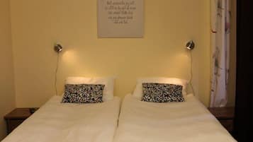 Double Room | Premium bedding, individually decorated, desk, iron/ironing board