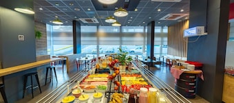 瑪瑙斯機場宜必思酒店