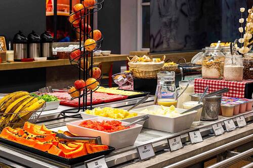 Daily buffet breakfast for a fee