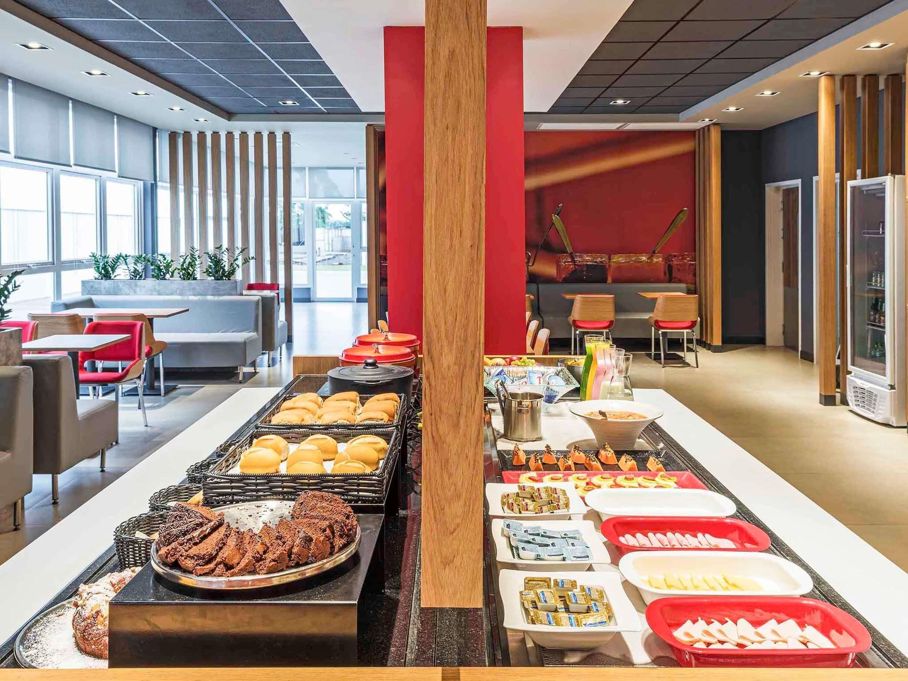 每日供应全套早餐（每人 BRL 53.00 ）