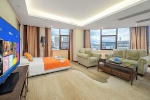 Minibar, in-room safe, alarm clocks