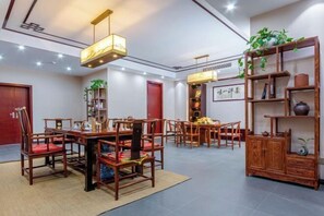 Chinese cuisine - WEISELECT MengZi Tian Yuan Hotel (Honghe)