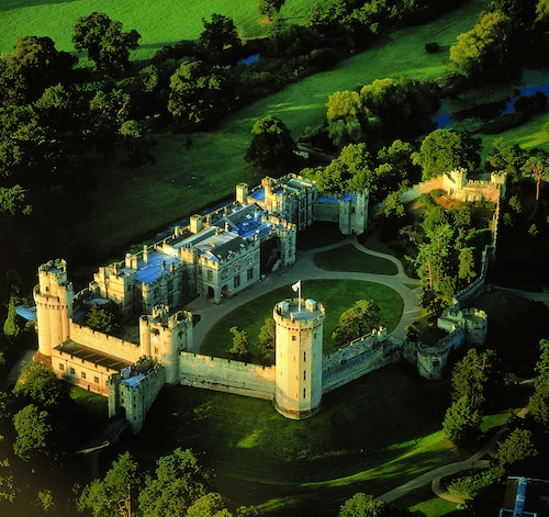  Warwick Castle Hotel and Knight's Village