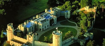 Warwick Castle Hotel and Knight's Village