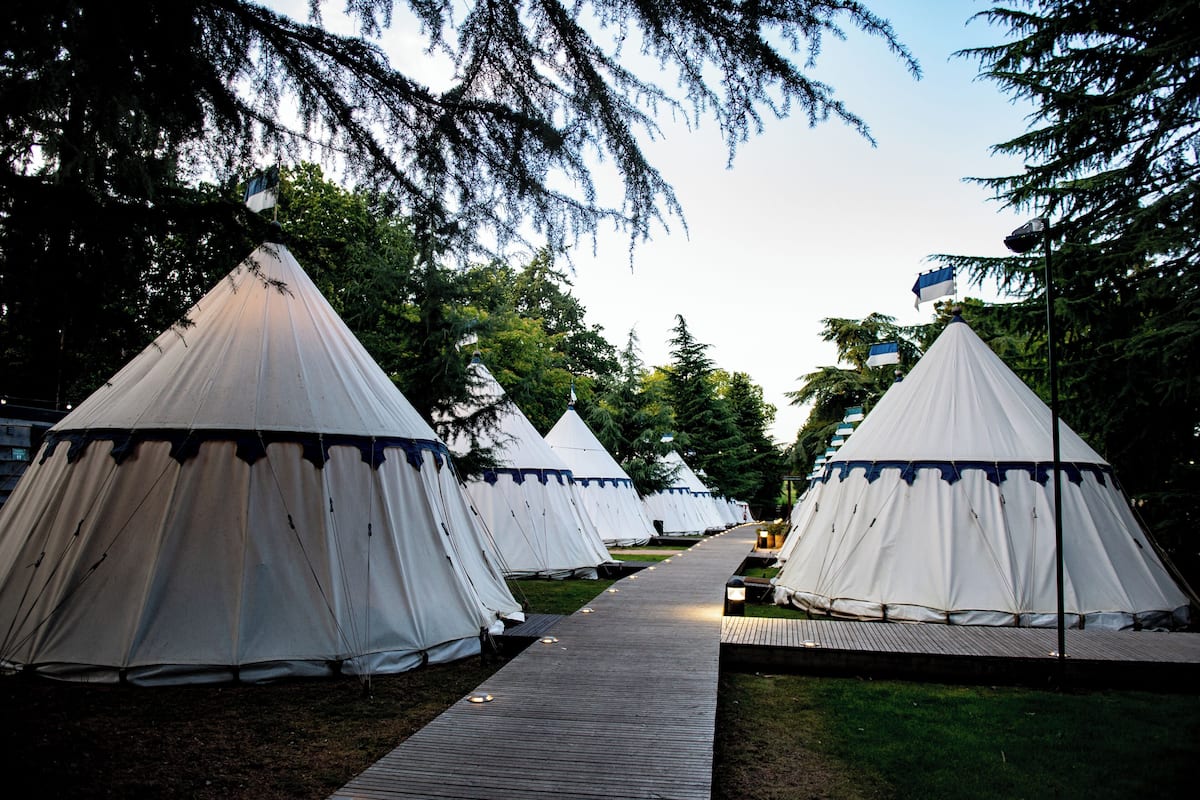 Habitación doble de uso individual (Medieval Glamping to Standard Tent) | Wifi gratis y ropa de cama