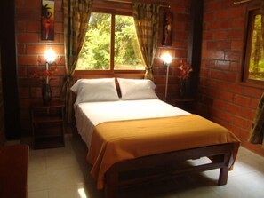 Coffres-forts dans les chambres, bureau, Wi-Fi gratuit