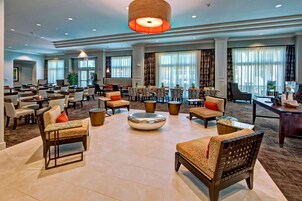 Breakfast served, American cuisine