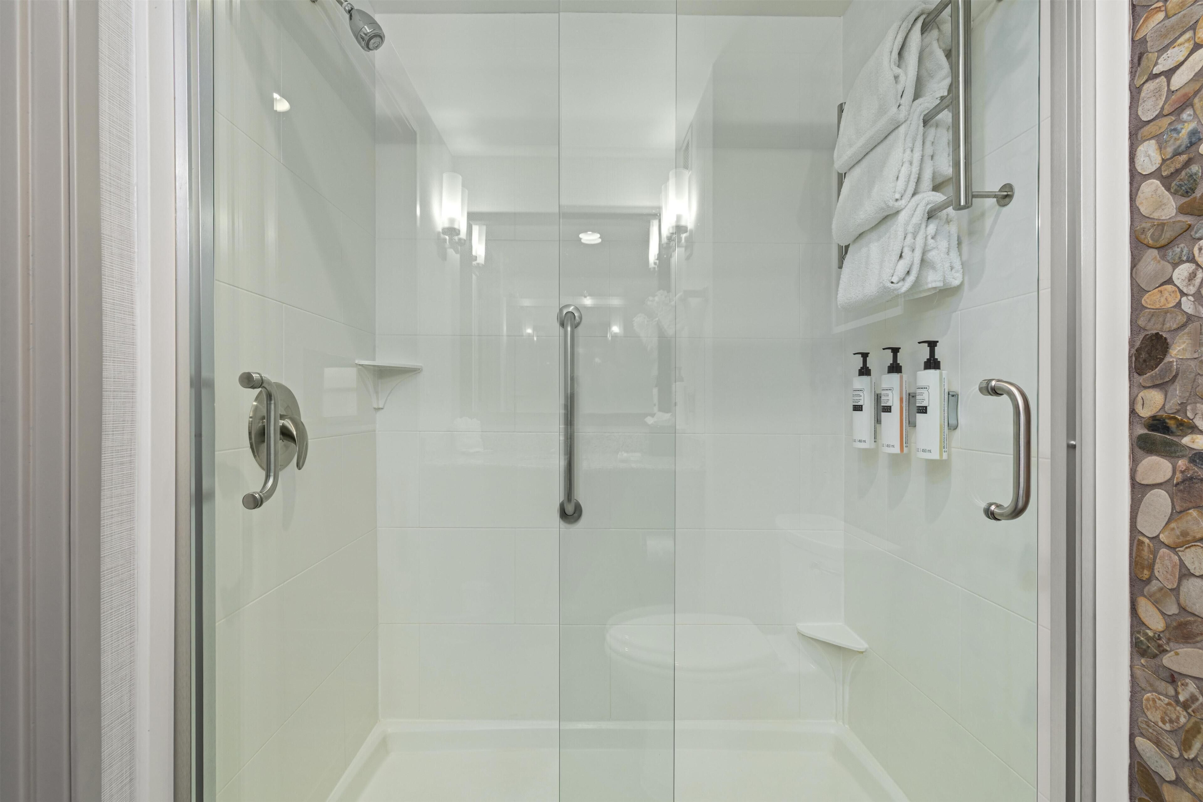 Zimmer, 1 King-Bett | Dusche im Bad