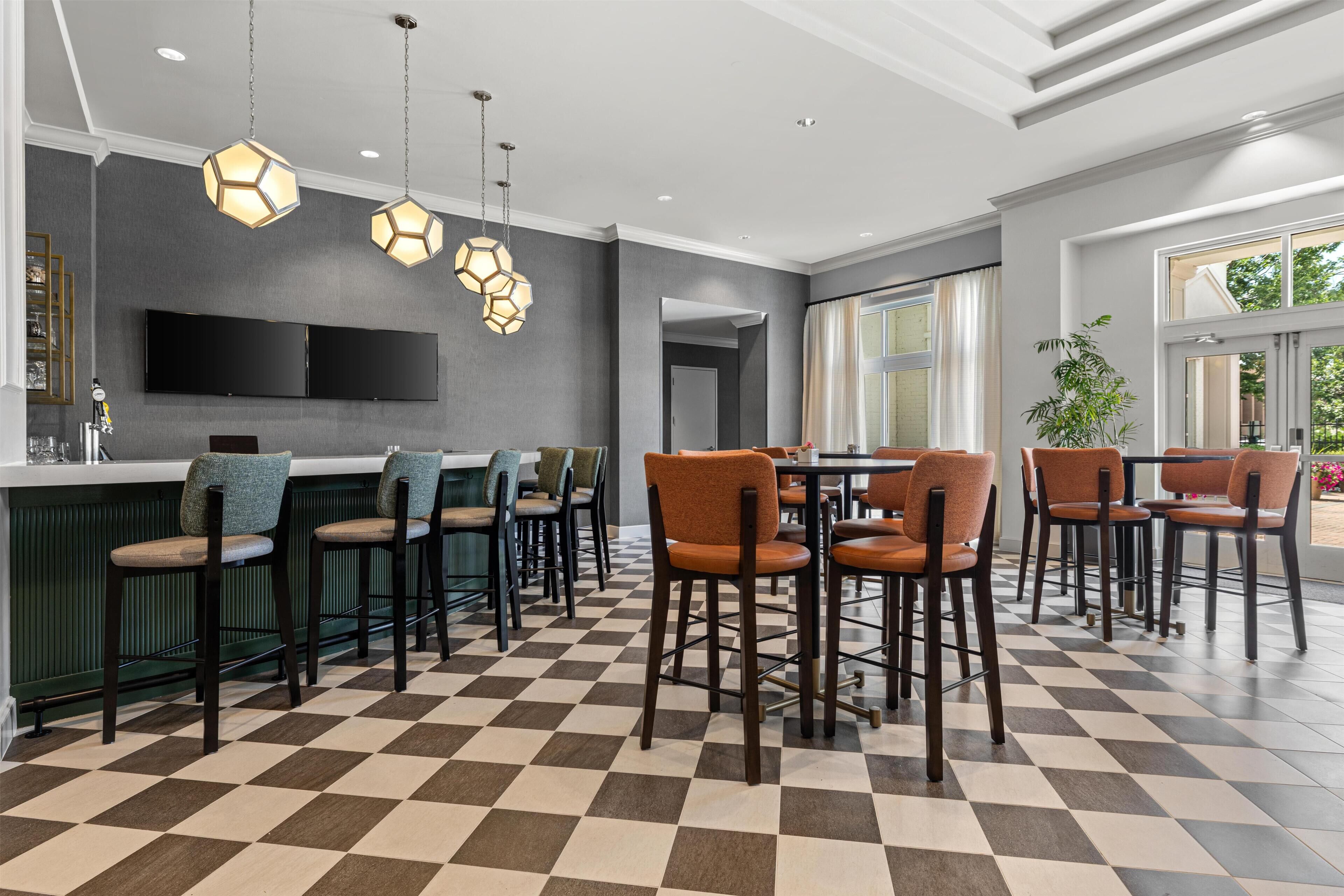 Lobby lounge