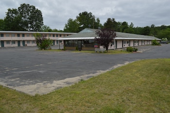 Nashoba Valley Inn & Suites