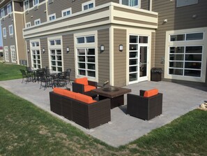 Terrace/patio - GrandStay Hotel and Suites (Valley City)