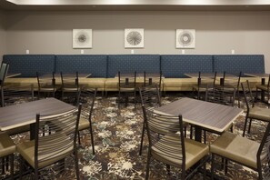 Food court