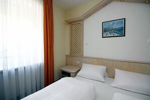 Room - Hotel Leopold (Munich)