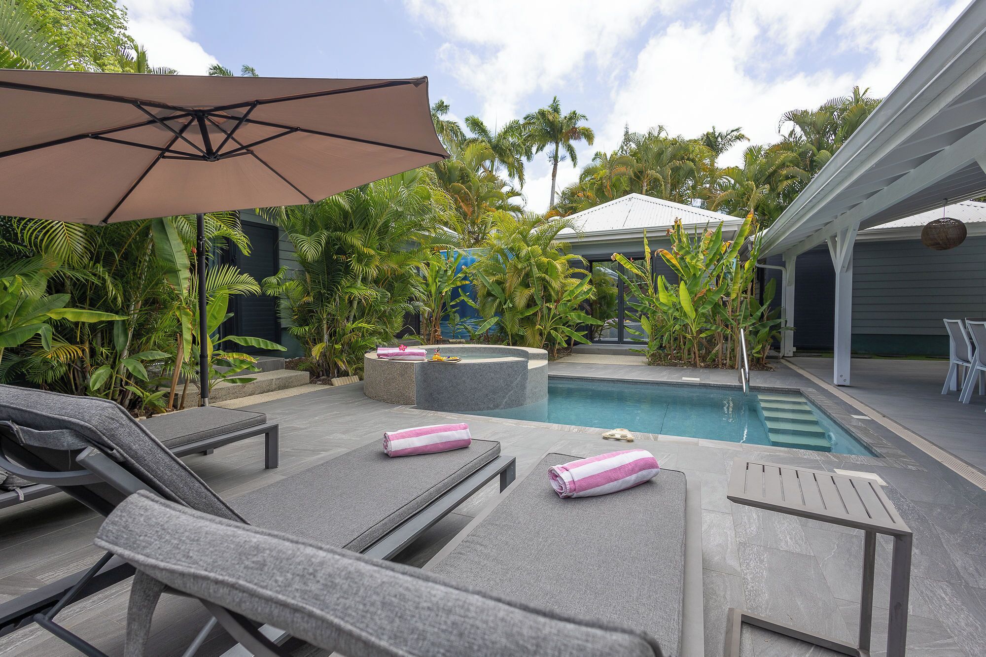 Deluxe Villa, 3 Bedrooms, Hot Tub, Pool View | Terrace/patio