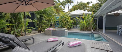 Deluxe Villa, 3 Bedrooms, Hot Tub, Pool View | Terrace/patio