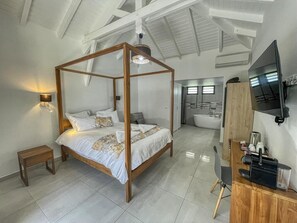 Villa Grand, 3 habitaciones, bañera | Ropa de cama de alta calidad y colchones con acolchado adicional