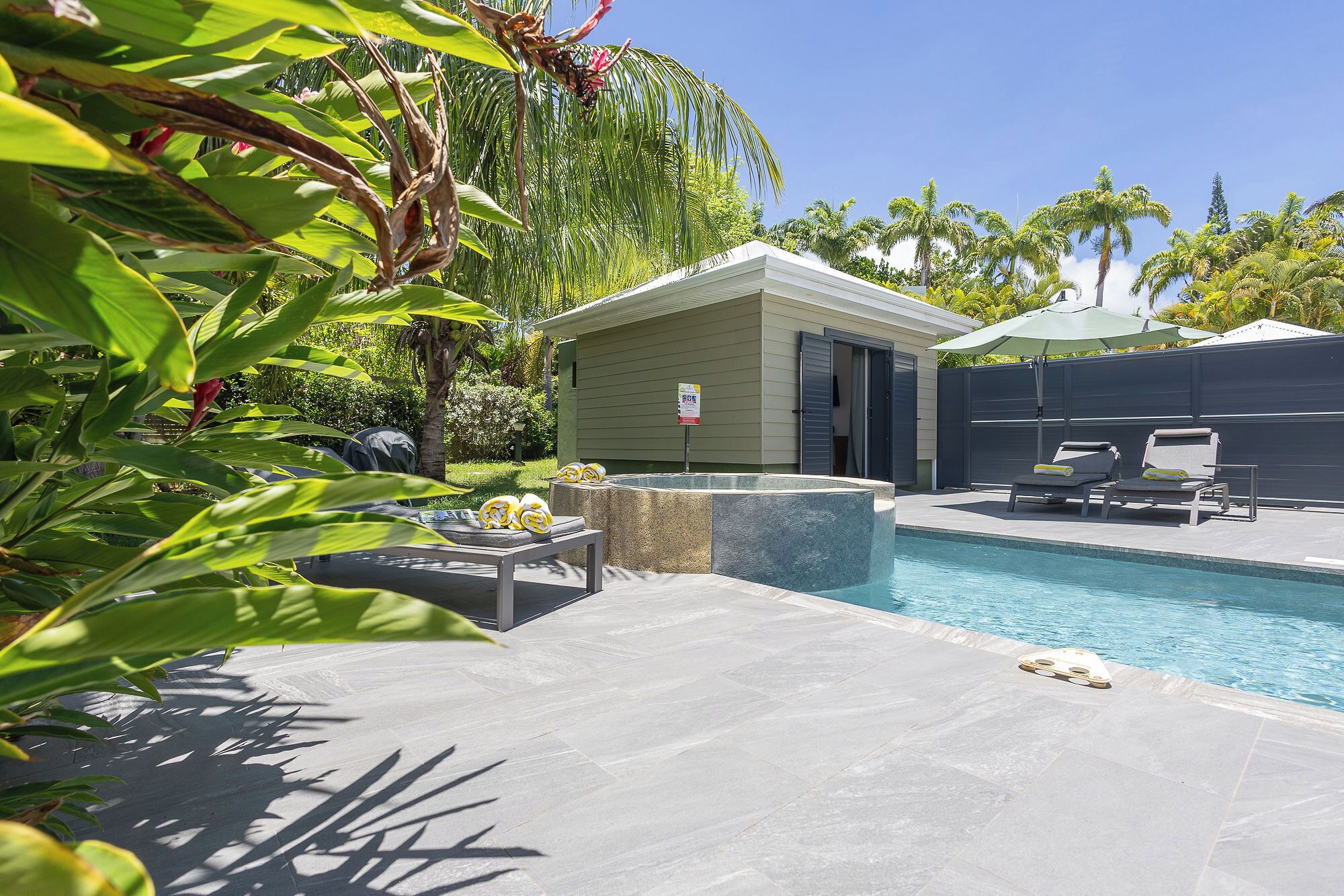 Grand Villa, 3 Bedrooms, Bathtub | Terrace/patio