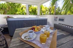 Terrace/patio - Majesty Palm (Saint-François)