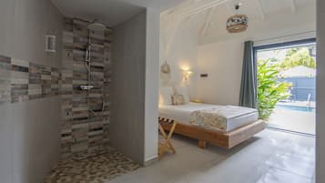 Grand Villa, 3 Bedrooms, Bathtub | Premium bedding, pillowtop beds, individually decorated