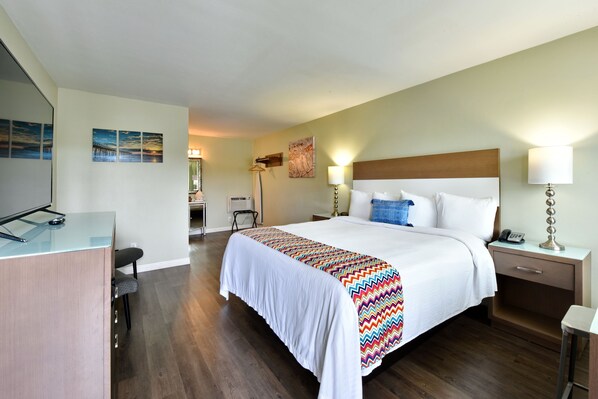 In-room safe, desk, iron/ironing board, free WiFi