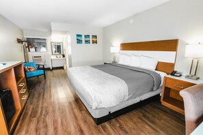 In-room safe, desk, iron/ironing board, free WiFi