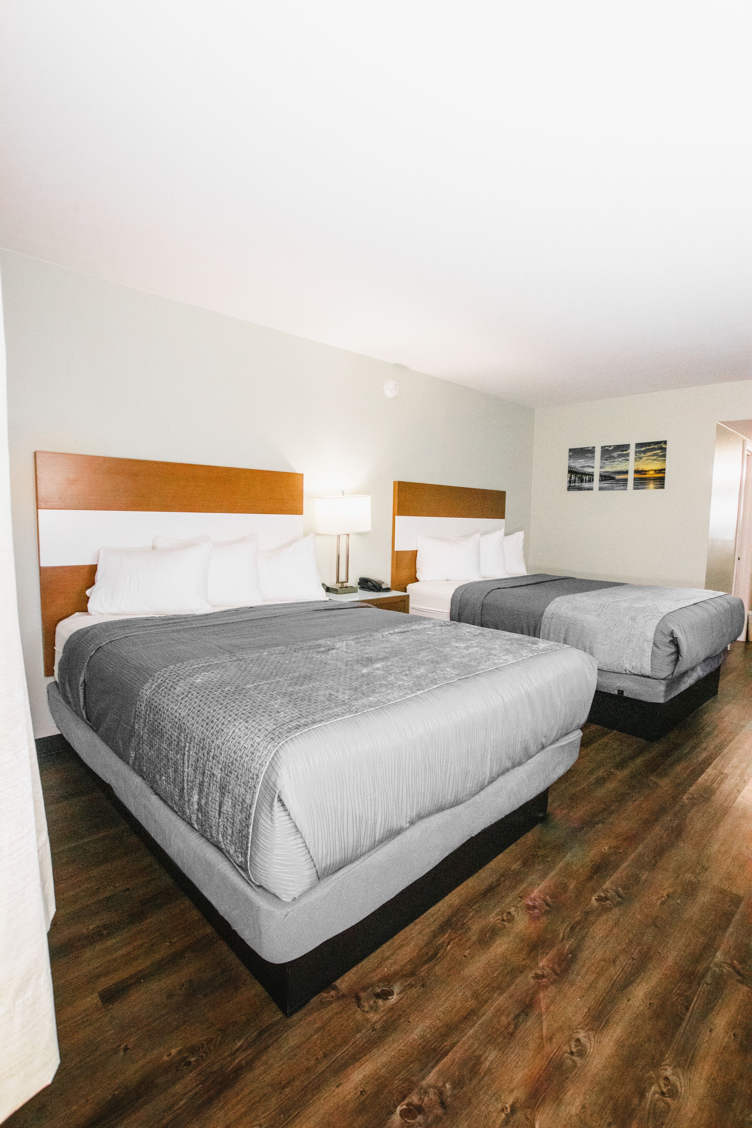 客房內保險箱、書桌、熨斗/熨衣板、免費無線上網