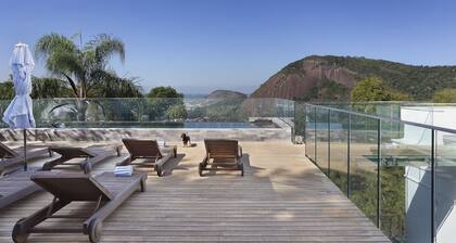 Casa Marques Santa Teresa