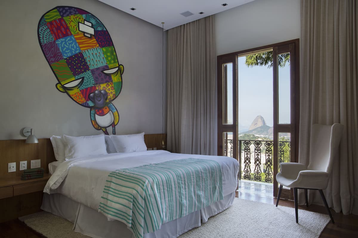 Superior Suite | Premium bedding, in-room safe, individually decorated, blackout drapes