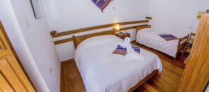 Couette en duvet d'oie, coffres-forts dans les chambres, bureau