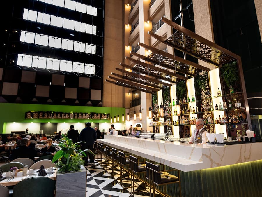 Serveert ontbijt, lunch, diner, Mexicaanse gerechten