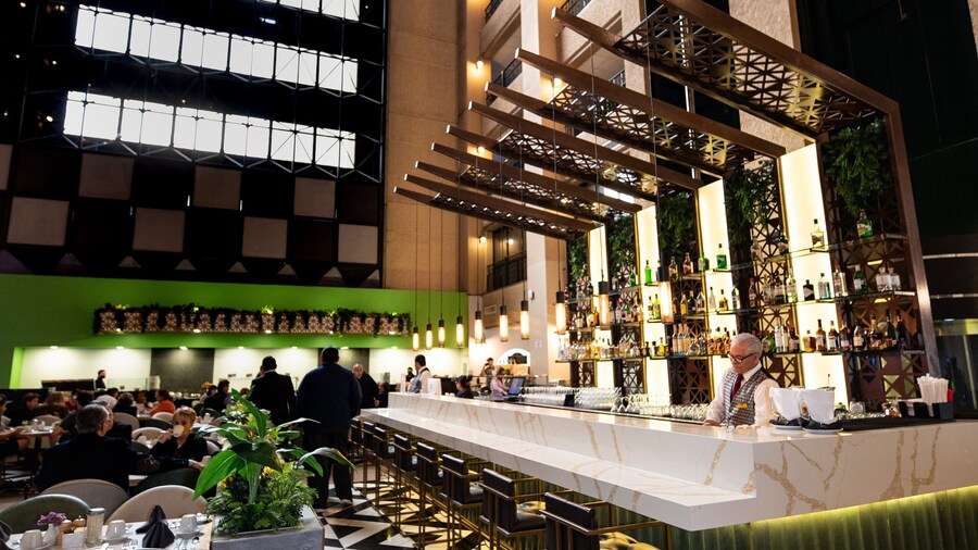 Hotel Pueblo Amigo Plaza & Casino