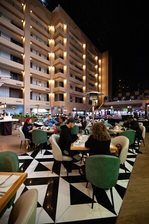 Breakfast, lunch, dinner served; Mexican cuisine - Hotel Pueblo Amigo Plaza & Casino (Tijuana)