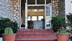 Property entrance - Bohio Dive Resort (Cockburn Town)