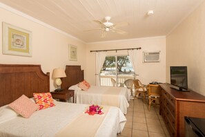 Standard-Doppelzimmer, 2 Doppelbetten, Strandblick