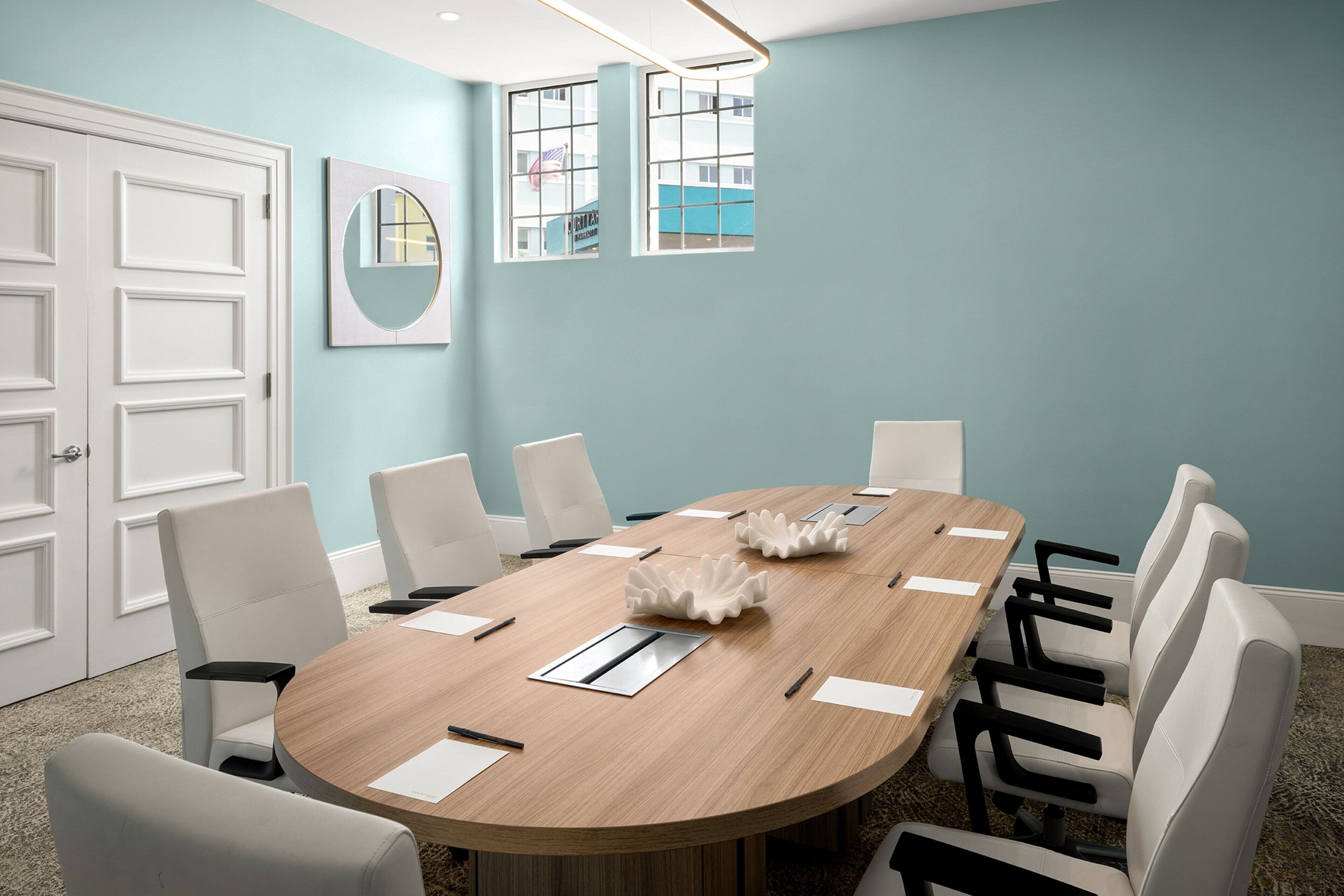 Photo - Courtyard by Marriott Nassau Downtown/Junkanoo Beach