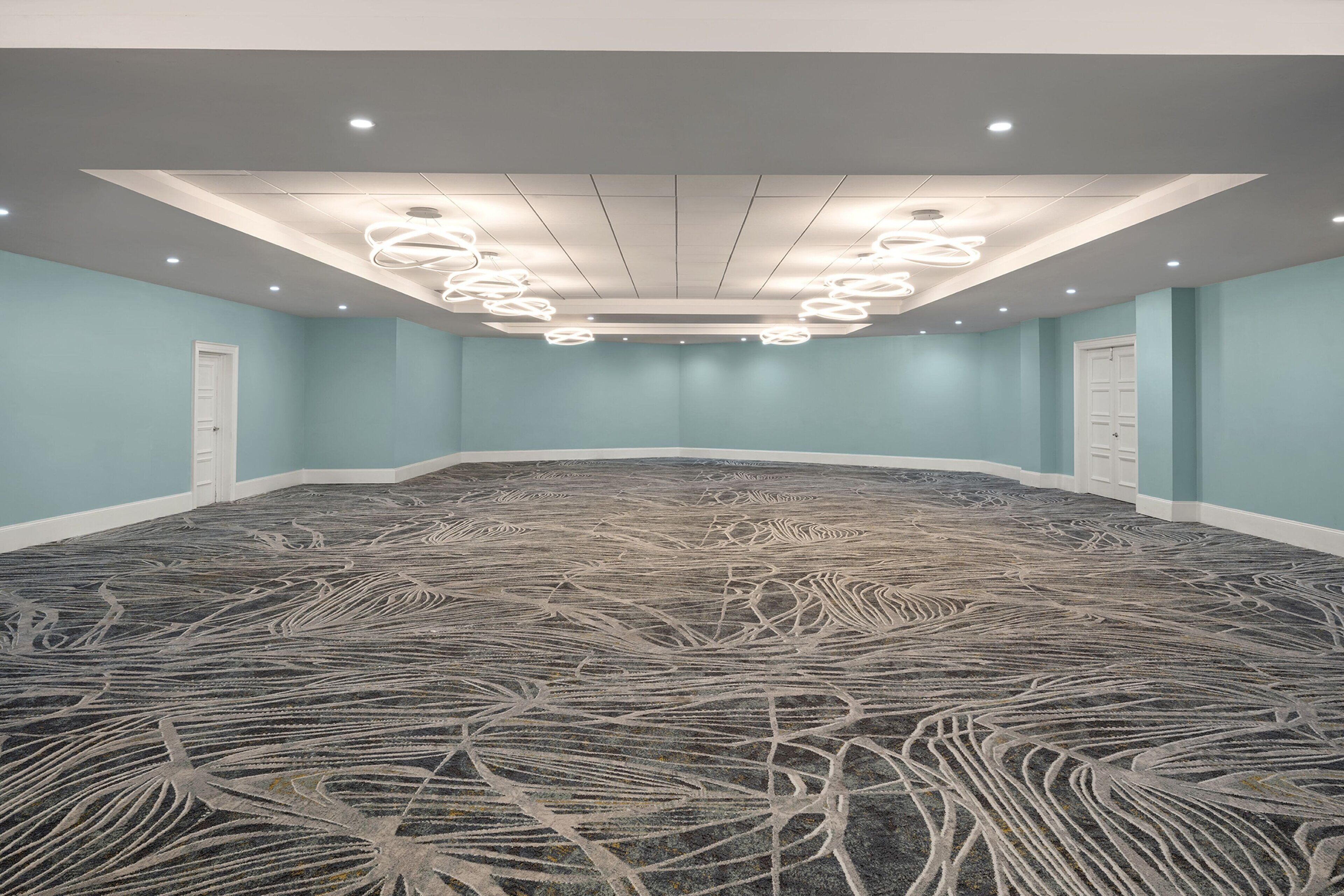 Photo - Courtyard by Marriott Nassau Downtown/Junkanoo Beach