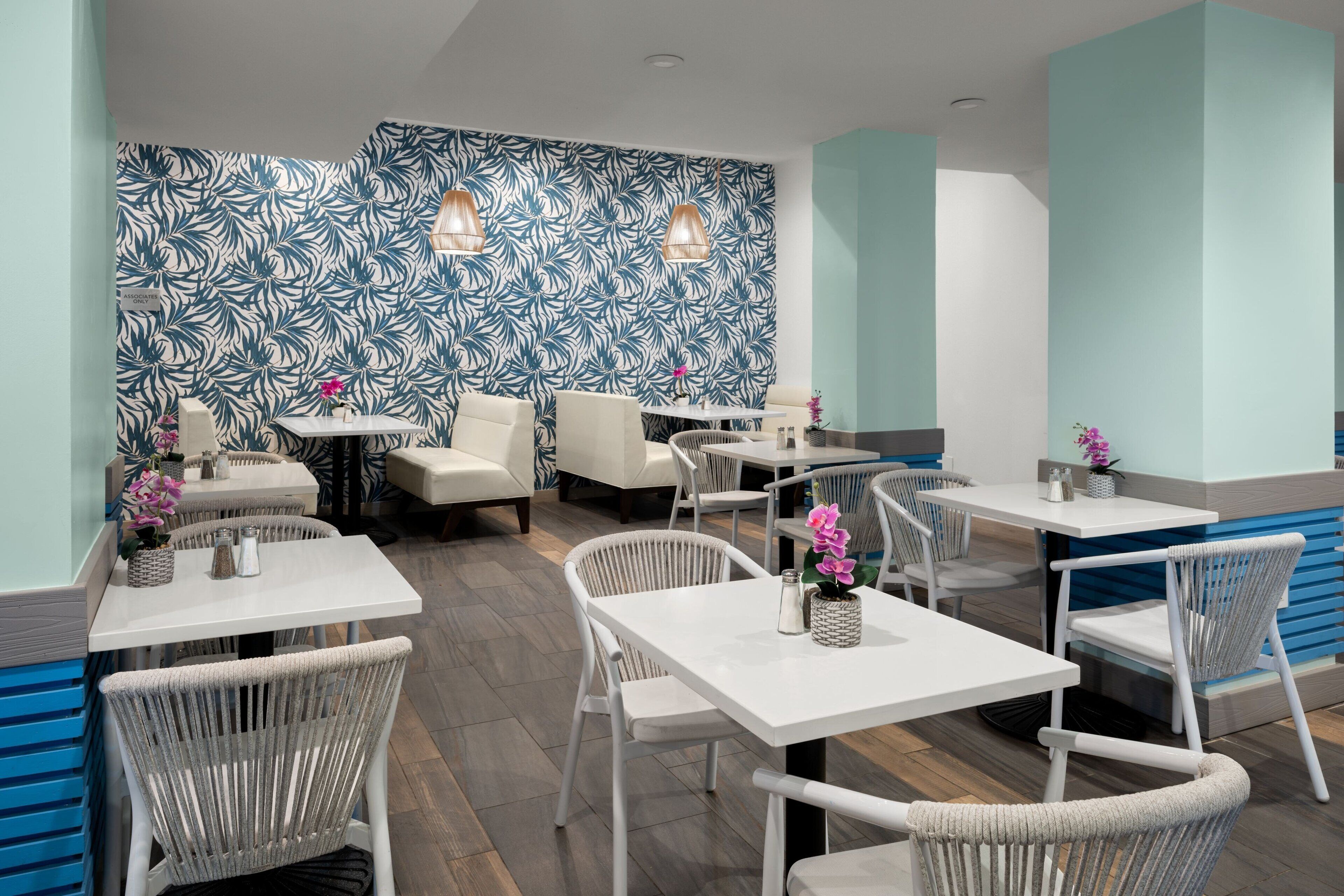 Photo - Courtyard by Marriott Nassau Downtown/Junkanoo Beach