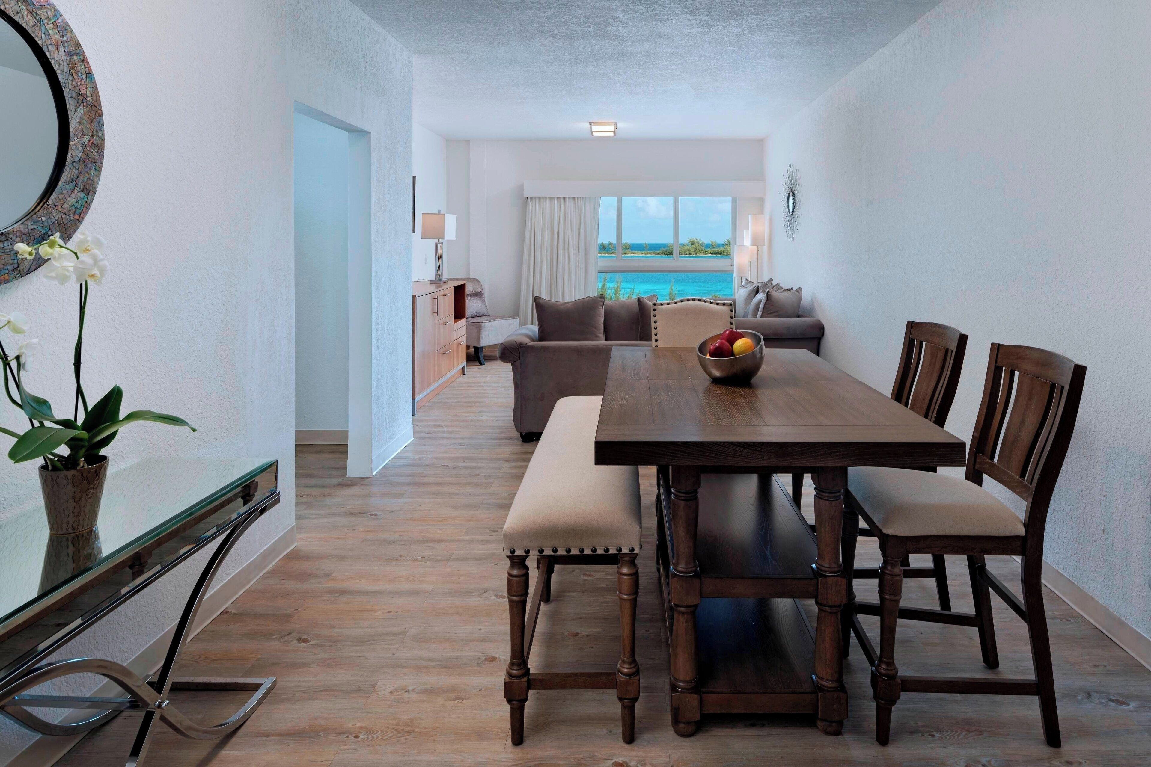 Photo - Courtyard by Marriott Nassau Downtown/Junkanoo Beach