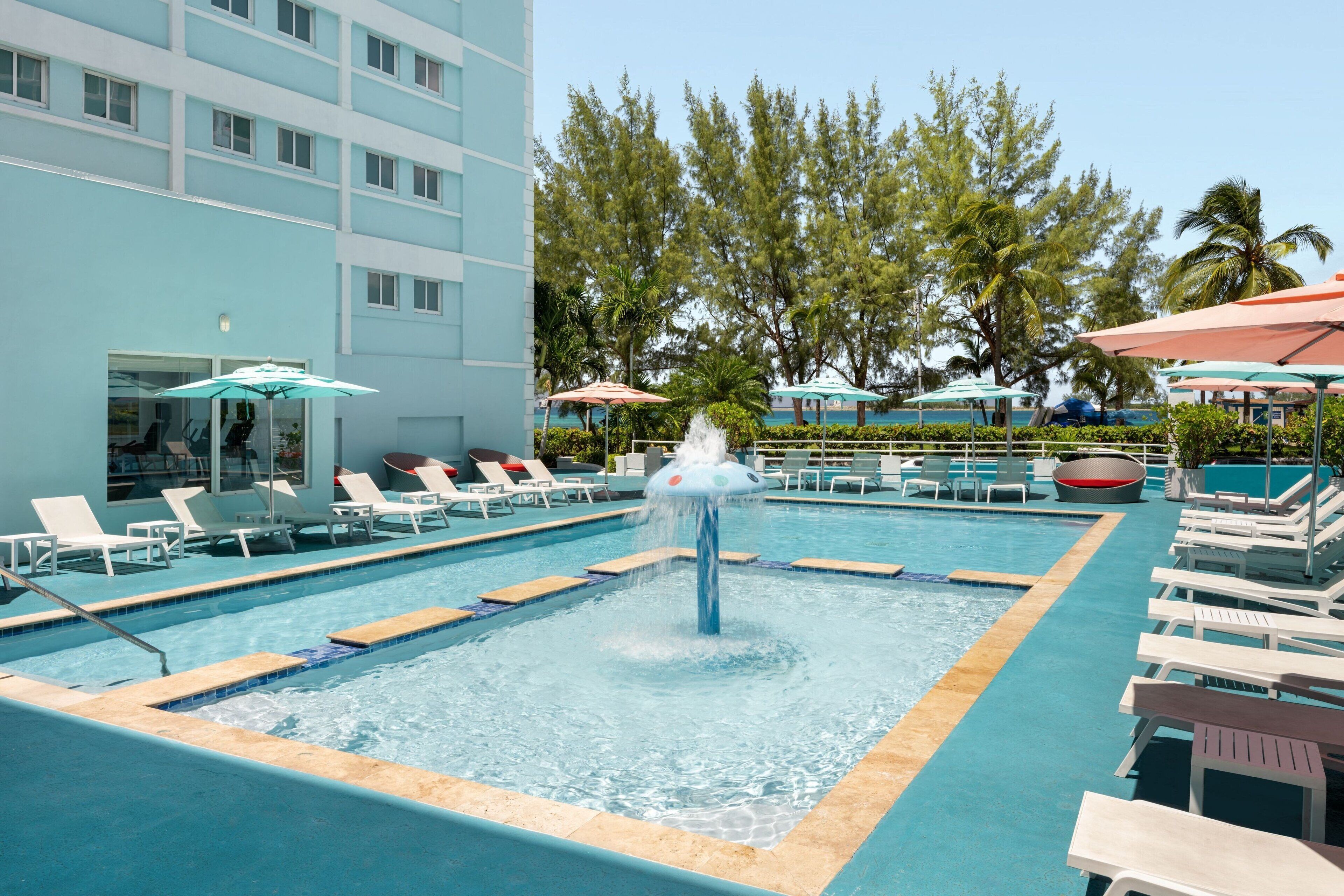 Photo - Courtyard by Marriott Nassau Downtown/Junkanoo Beach