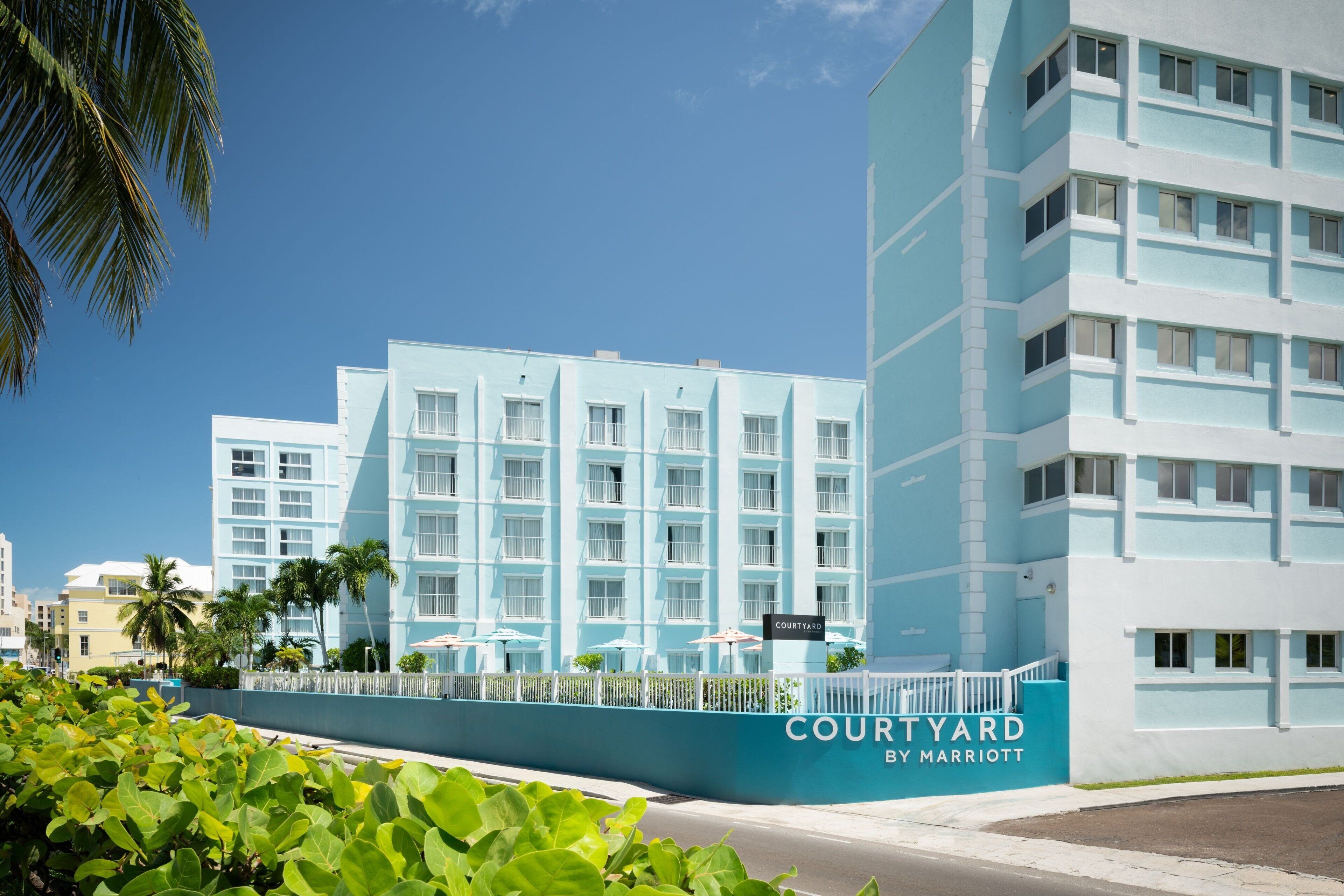 Photo - Courtyard by Marriott Nassau Downtown/Junkanoo Beach