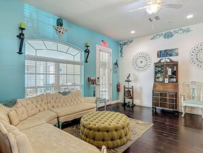 Télévision à écran plat de 20 pouces avec chaînes par câble, télévision