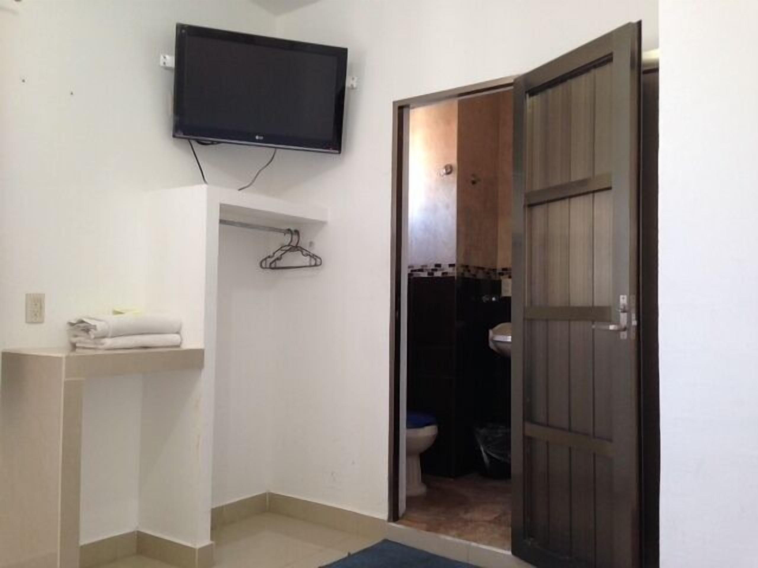 premium bedding, free wifi, bed sheets, wheelchair access