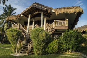 Front of property - Club Agutaya (San Vicente)