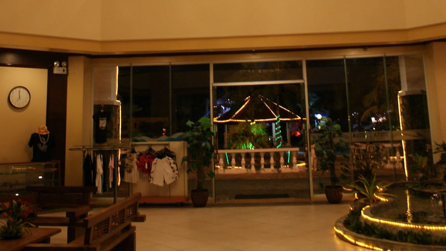 Vista Marina Hotel and Resort